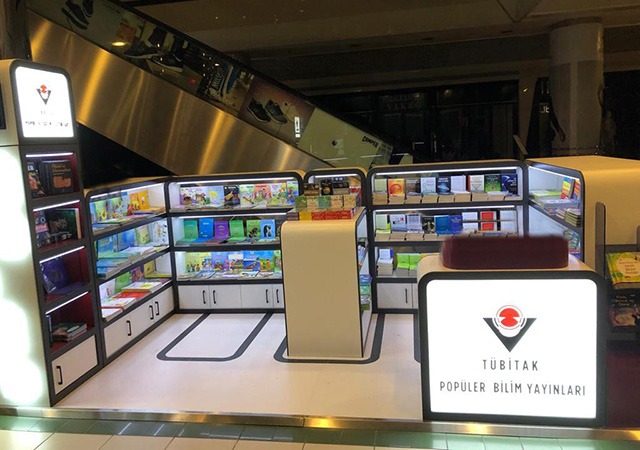TÜBİTAK YAYIN SATIŞ STANDI